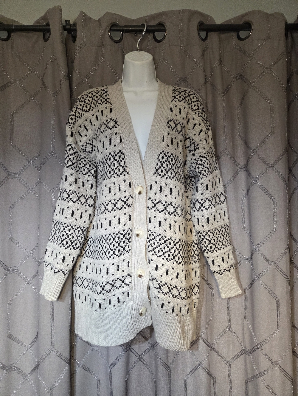 Evereve Gray Black Cardigan Sweater M